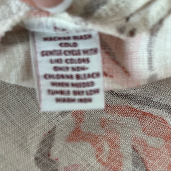 JM Collection Beige Floral Linen Button Crochet 3/4 Sleeve Top - Picture 12 of 15